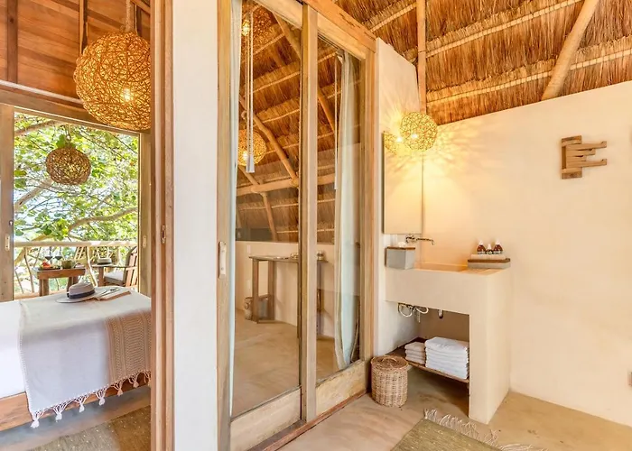 Ahau Beachfront (adults Only) 4*