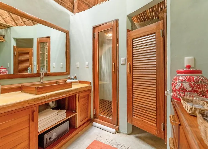 Ahau Beachfront (adults Only)