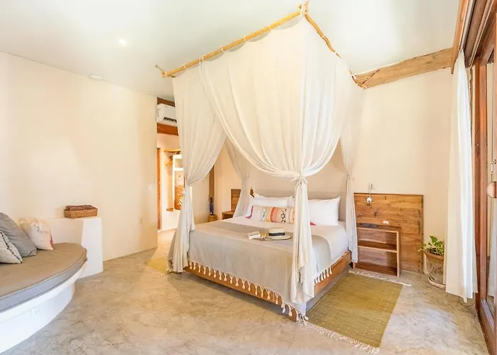 Hotel Ahau Beachfront (adults Only)