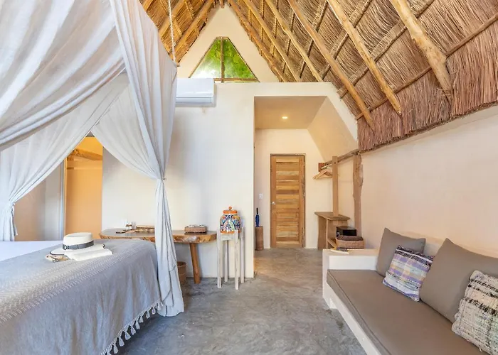 Hotel Ahau Beachfront (adults Only)