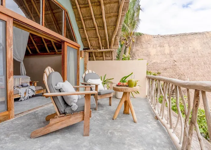 Hotel Ahau Beachfront (adults Only)
