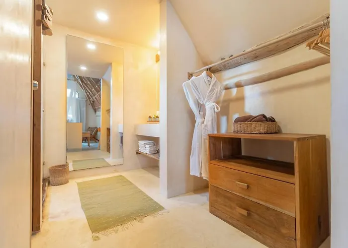 Ahau Beachfront (adults Only)