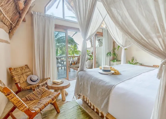 Ahau Beachfront (adults Only) 4*