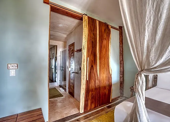 Ahau Beachfront (adults Only)