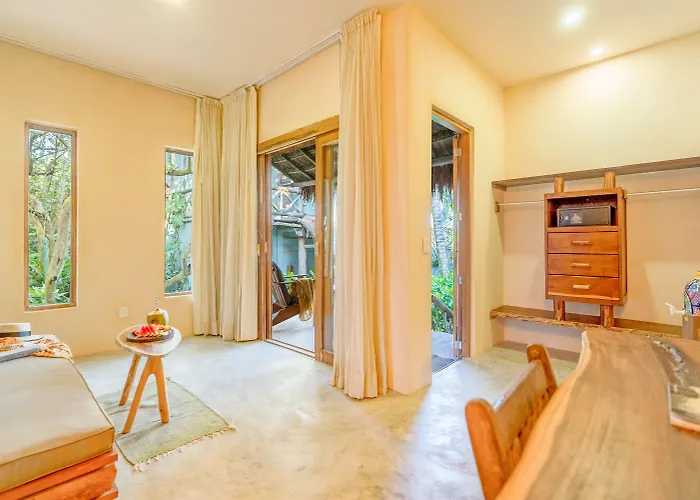 Hotel Ahau Beachfront (adults Only)