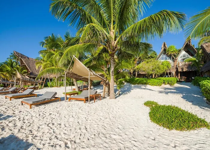 Hotel Ahau Beachfront (adults Only)